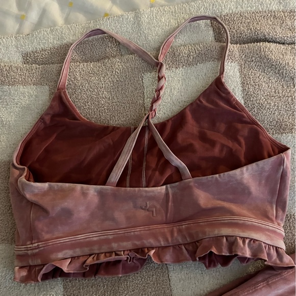 Pink target JoyLab workout set with ruffles - Picture 3 of 4
